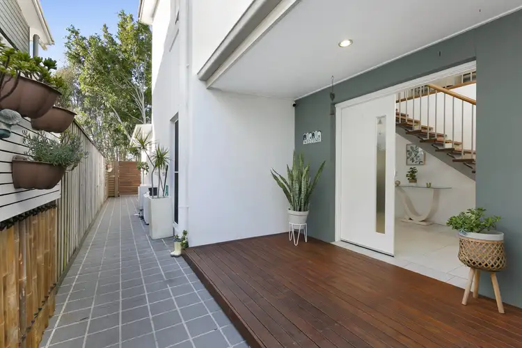 Fifth view of Homely semi-detached listing, 98 Verona Circuit, Burleigh Waters QLD 4220
