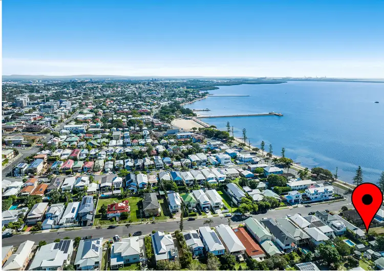 233 Wynnum Esplanade, Wynnum QLD 4178