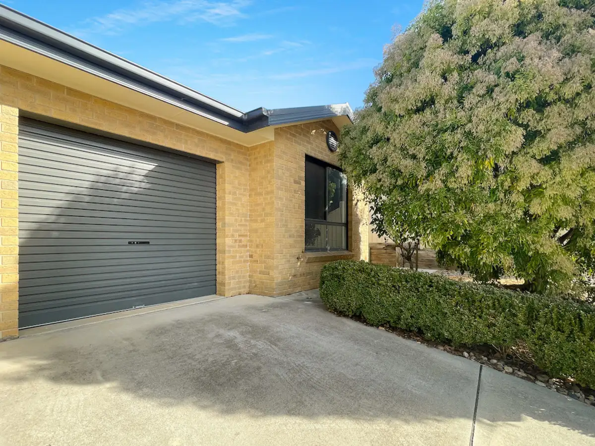 Main view of Homely unit listing, 2/4 Moore Place, Goulburn NSW 2580