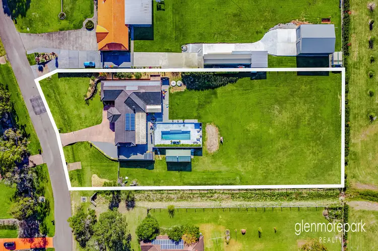 6 Traminer Grove, Orchard Hills NSW 2748