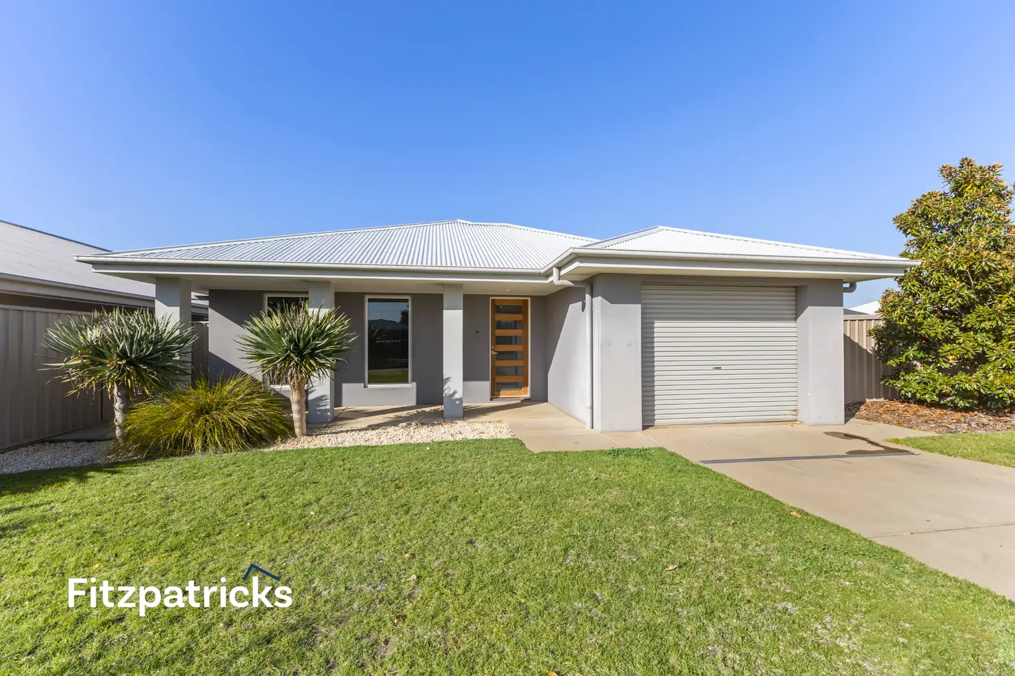 Main view of Homely villa listing, 1/124 Mima Street, Glenfield Park NSW 2650