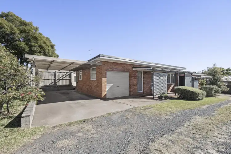 15 Boyes Street, Harristown QLD 4350