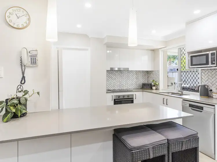 Sixth view of Homely townhouse listing, 23/2-10 Coolgardie Street, Elanora QLD 4221