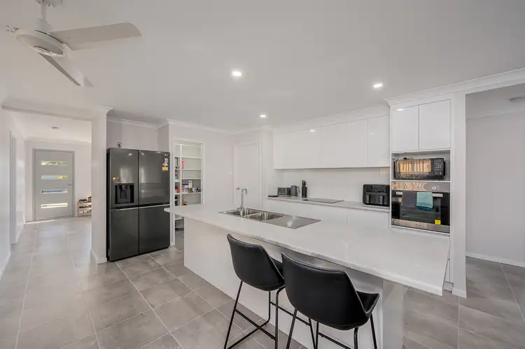 Sixth view of Homely house listing, 5 Salt Court, Boyne Island QLD 4680