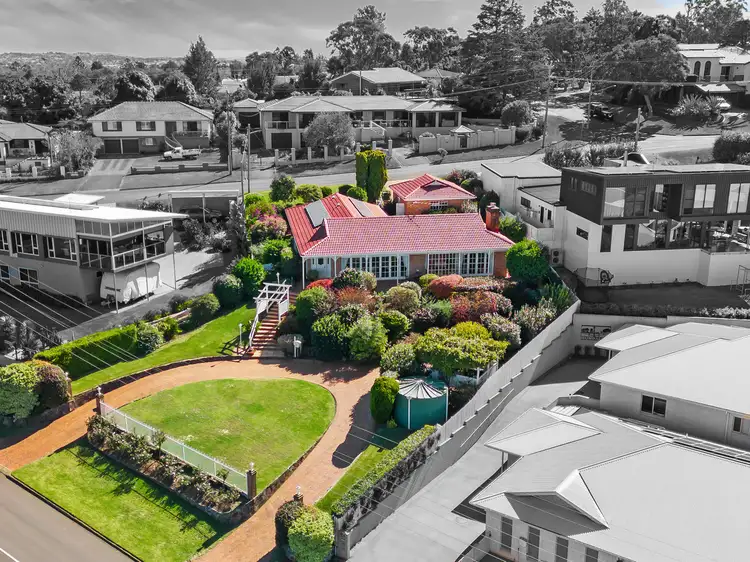 13 South Street, Rangeville QLD 4350