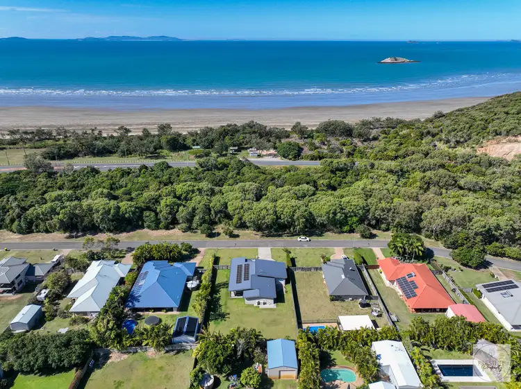 Third view of Homely house listing, 10 Lakeview Circuit, Mulambin QLD 4703