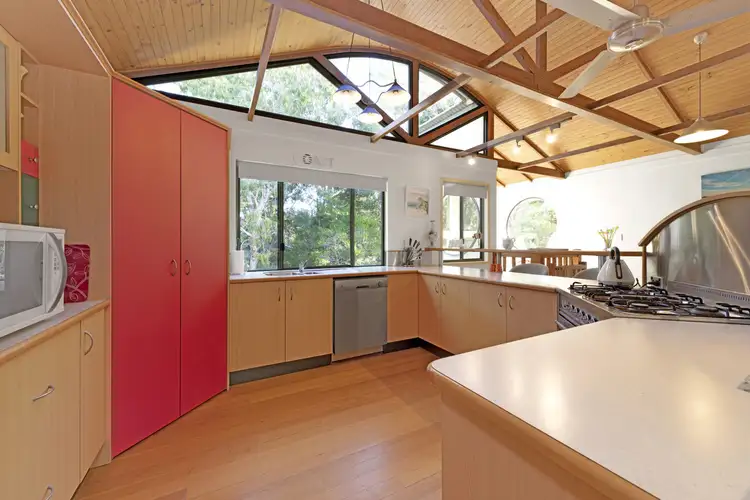 24 Kingfisher Crescent, Moore Park Beach QLD 4670