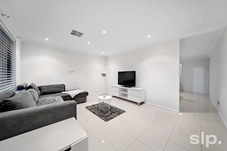 Fifth view of Homely house listing, 39 Shiralee Bend, Carramar WA 6031