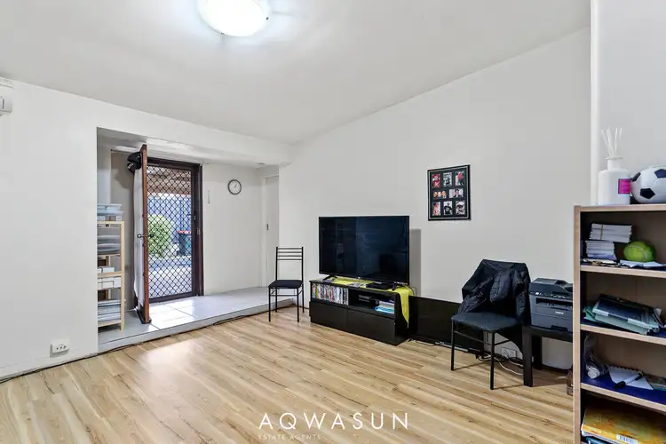 118b Kent Street, Rockingham WA 6168