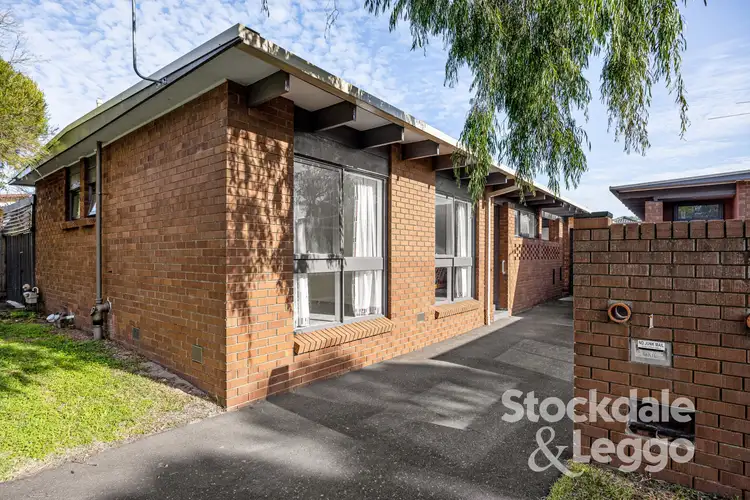 1 Richardson Street