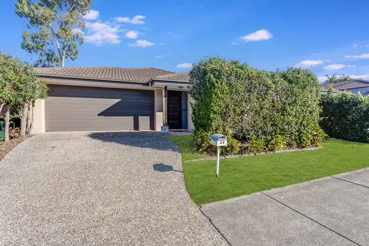 33 Diane Parade, Kallangur QLD 4503