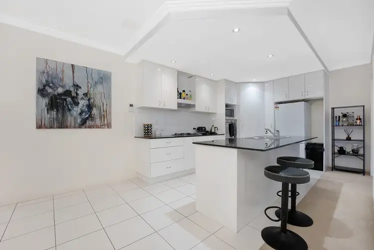 Third view of Homely unit listing, 8/6 Edmondstone Street, South Brisbane QLD 4101