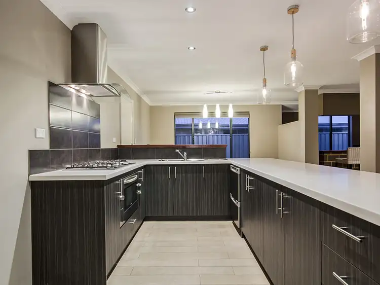 Second view of Homely house listing, 7 Doniford Way, Leda WA 6170
