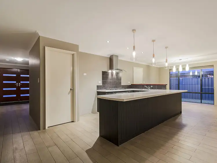 Fifth view of Homely house listing, 7 Doniford Way, Leda WA 6170