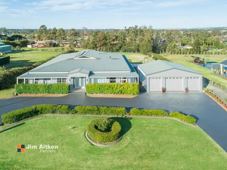 4 Verdelho Way, Orchard Hills NSW 2748