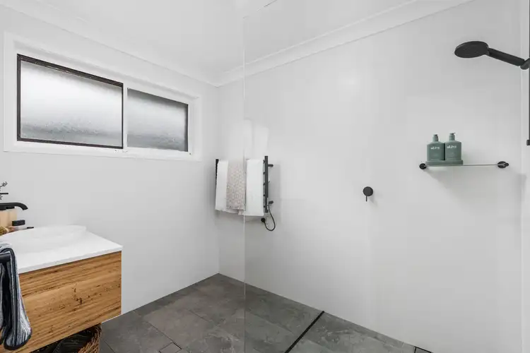 Fifth view of Homely house listing, 4 Apara Close, Narara NSW 2250