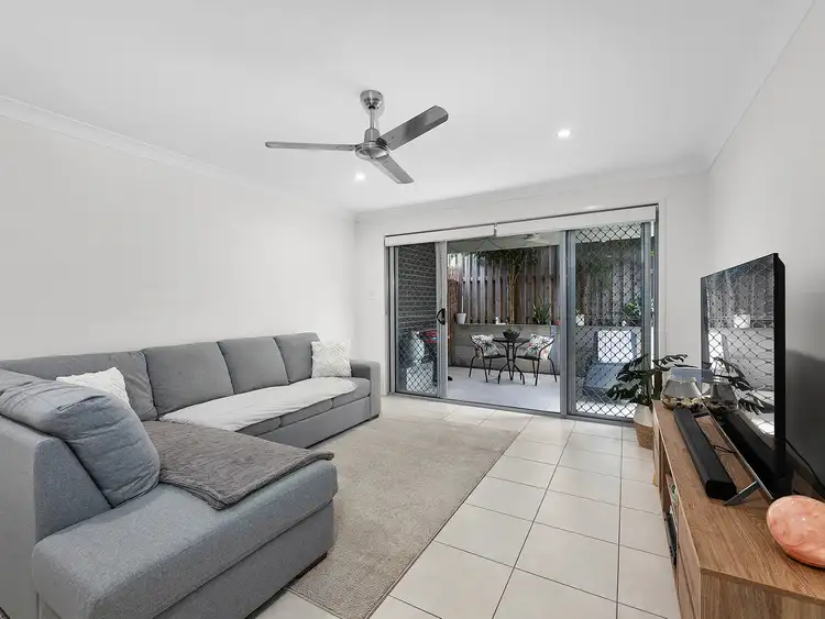 Sixth view of Homely semi-detached listing, 4 Eucalyptus Crescent, Ripley QLD 4306