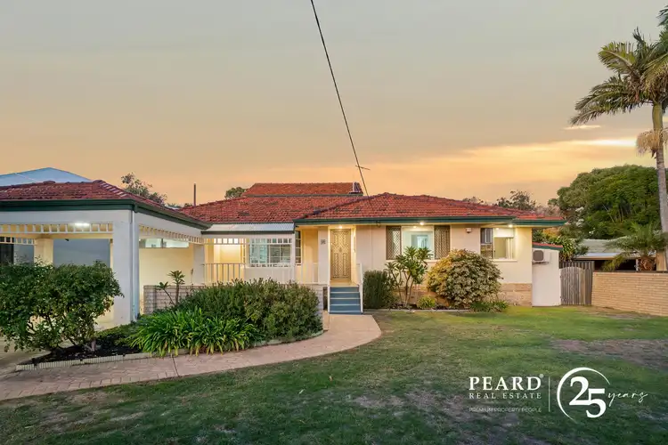32 Kempenfeldt Avenue, Sorrento WA 6020