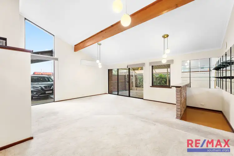 124 Findlay Road, Leeming WA 6149
