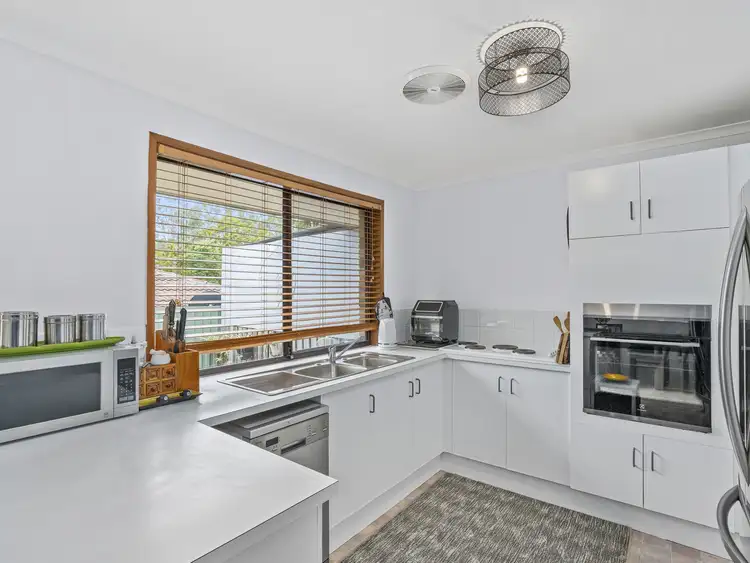 Sixth view of Homely semi-detached listing, 1/8 Gumbeel Court, Highland Park QLD 4211