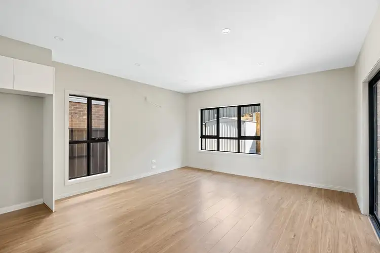Fifth view of Homely unit listing, 2/13 Fredrick Street, Darley VIC 3340