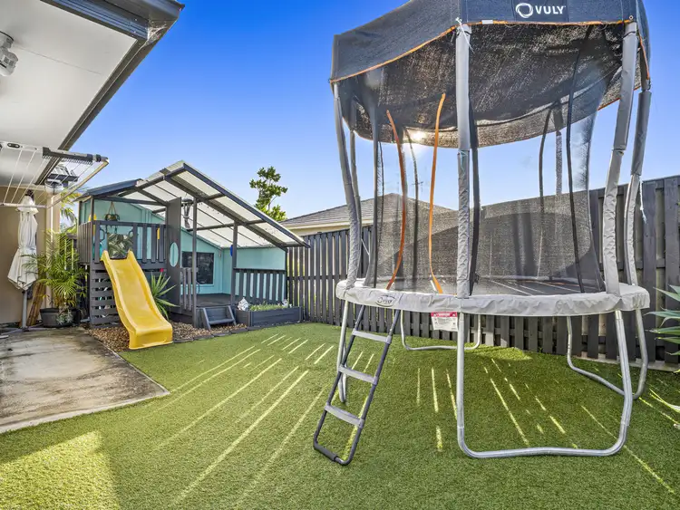 Sixth view of Homely semi-detached listing, 2/59 Hawkesbury Avenue, Pacific Pines QLD 4211