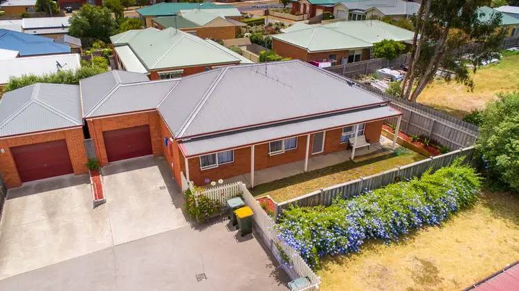 Second view of Homely townhouse listing, 2/14 Milton Street, Bannockburn VIC 3331