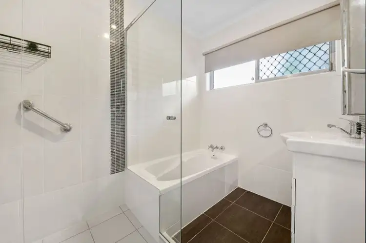 Fifth view of Homely house listing, 6 Magnet Close, Riverhills QLD 4074