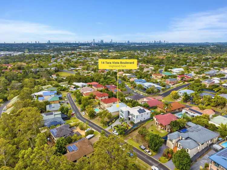 14 Tara Vista Boulevard, Highland Park QLD 4211