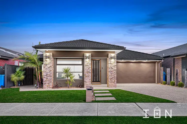 34 Plymouth Boulevard, Clyde North VIC 3978