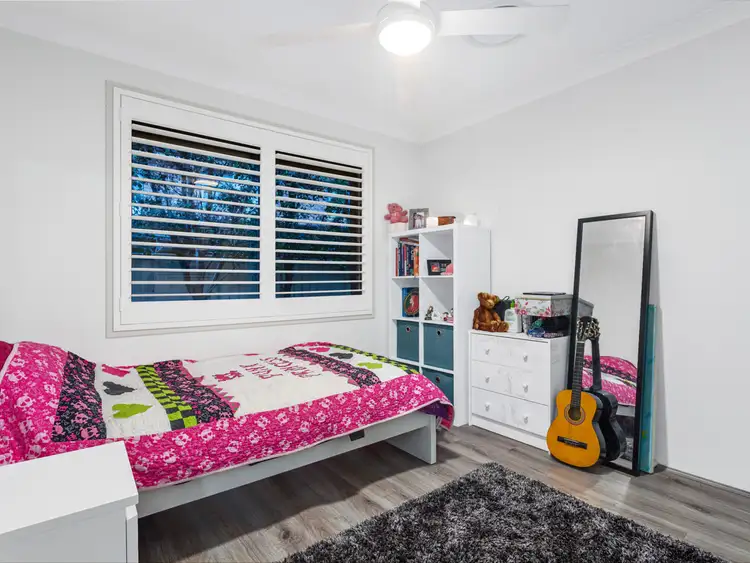 Fifth view of Homely house listing, 8 Laing Place, West Hoxton NSW 2171