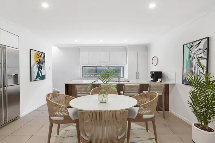 2/42 Ochre Crescent, Caloundra West QLD 4551
