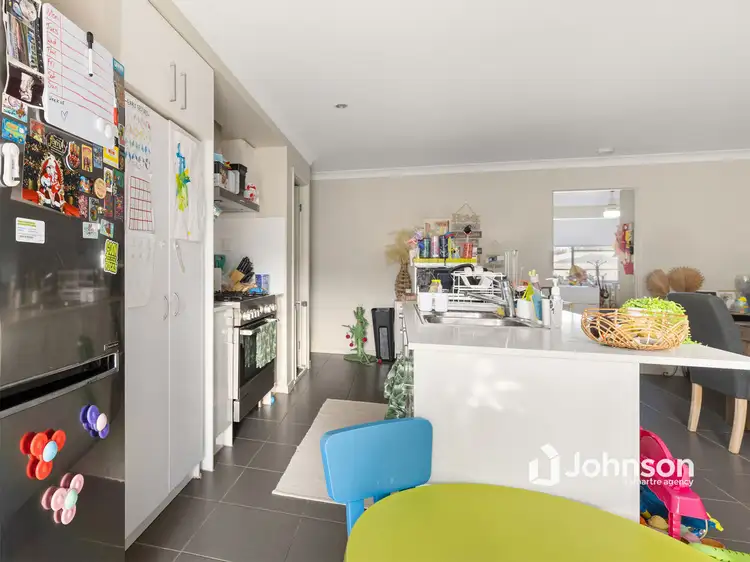 Sixth view of Homely house listing, 2 Kookaburra Place, Deebing Heights QLD 4306