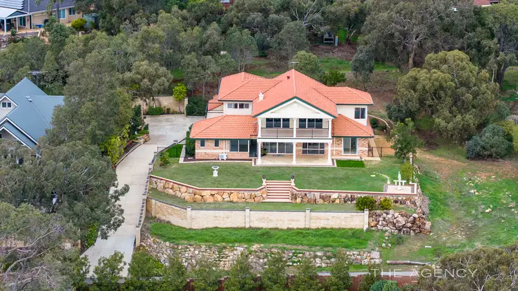 35 Rushton Terrace, Mount Nasura WA 6112