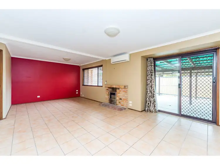 Fifth view of Homely semi-detached listing, 2/7 Elm Court, Labrador QLD 4215