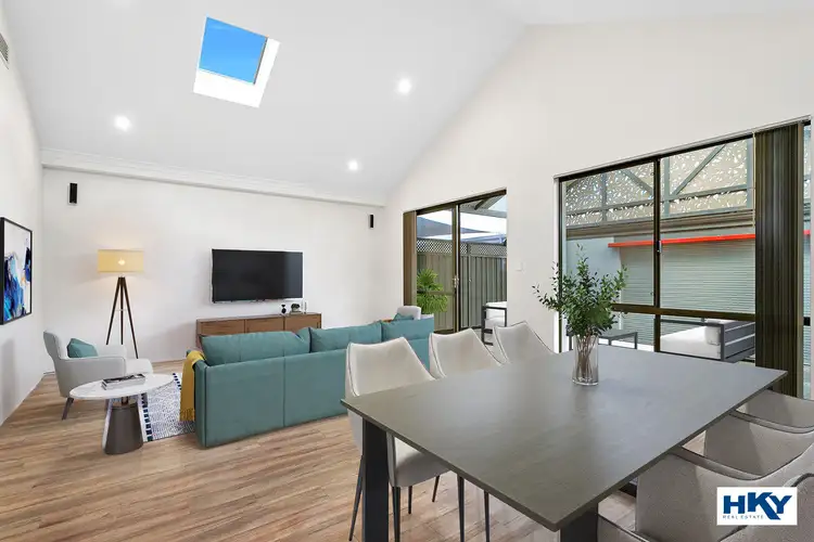 Sixth view of Homely house listing, 5 Howie Way, Caversham WA 6055