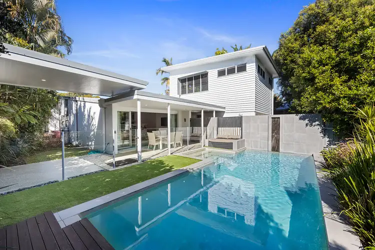 15 Sunset Drive, Noosa Heads QLD 4567