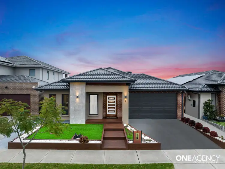 Second view of Homely house listing, 7 Maintop Way, Tarneit VIC 3029