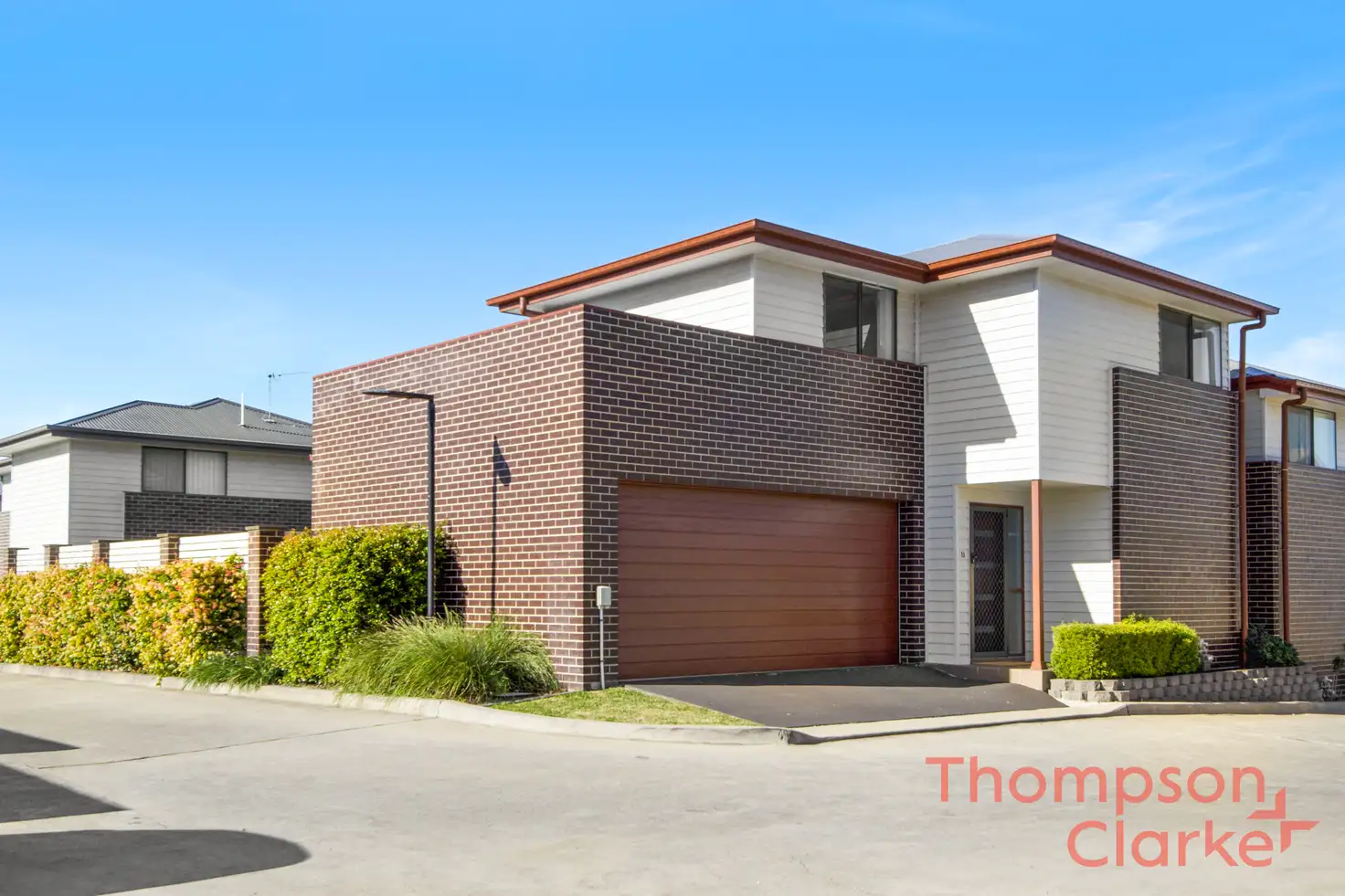 Main view of Homely townhouse listing, 11 Skylark Avenue, Thornton NSW 2322