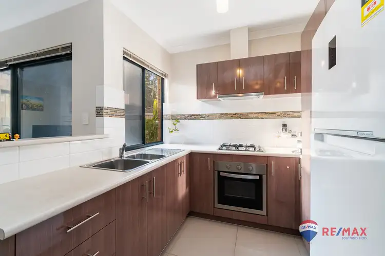 2/8 Central Tce, Beckenham WA 6107