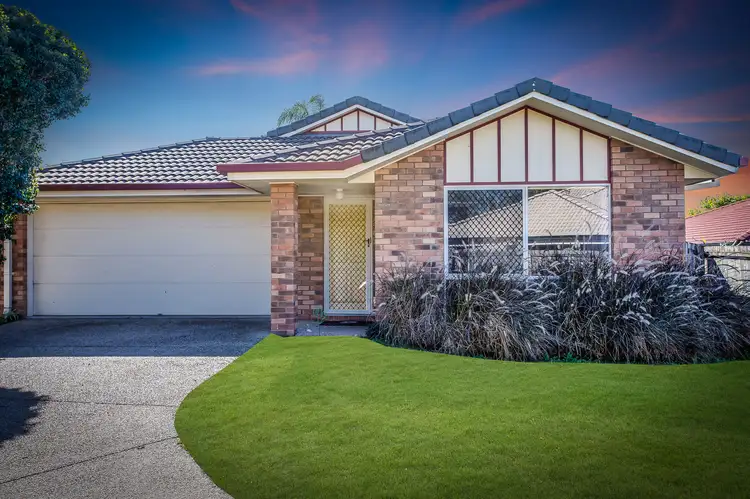 6 Parrey Court, Rothwell QLD 4022