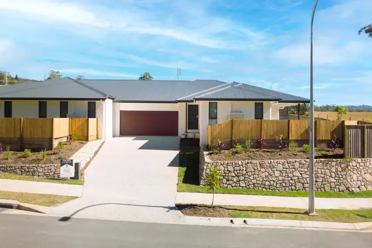 1/2 Appleberry Place, Yandina QLD 4561