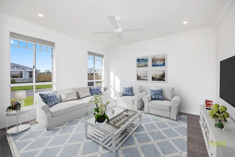 Second view of Homely house listing, 6 Lucinda Way, Eli Waters QLD 4655