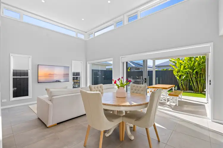 112 Charlotte Avenue, Nirimba QLD 4551