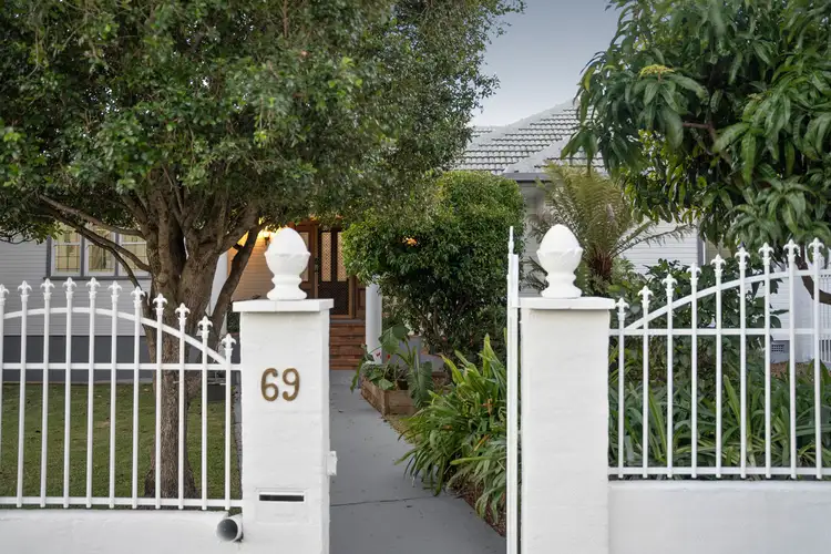 69 Drummond Street