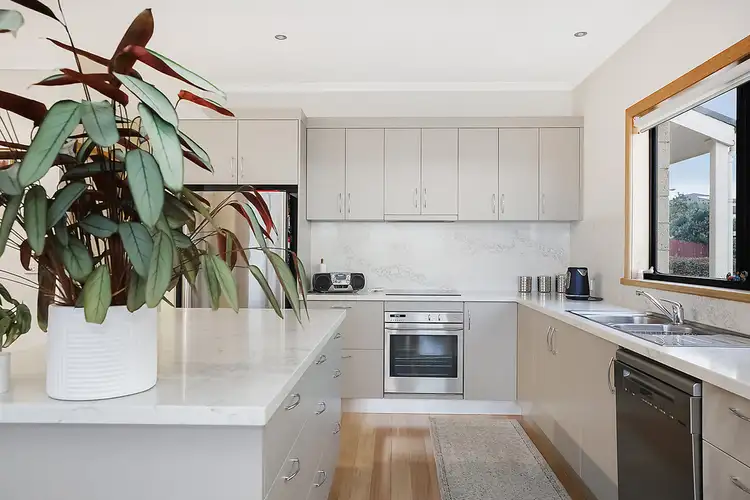 Fifth view of Homely house listing, 2 Rose Drive, Elliminyt VIC 3250