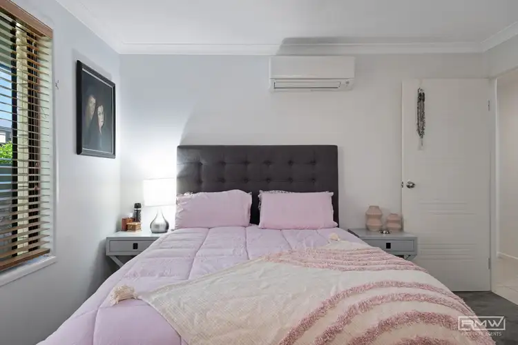 Fifth view of Homely unit listing, 2/2 Pegasus Court, Lammermoor QLD 4703