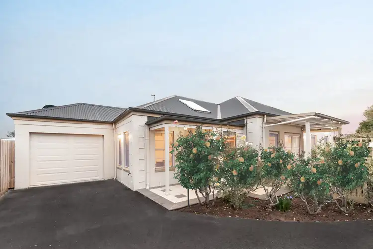 Main view of Homely unit listing, 3/137 Commercial Road, Koroit VIC 3282