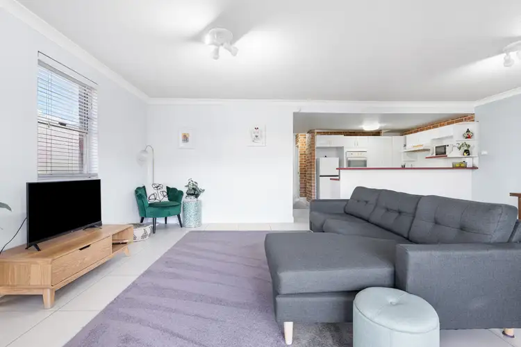 Fifth view of Homely apartment listing, 2/74 Hannell Street, Wickham NSW 2293