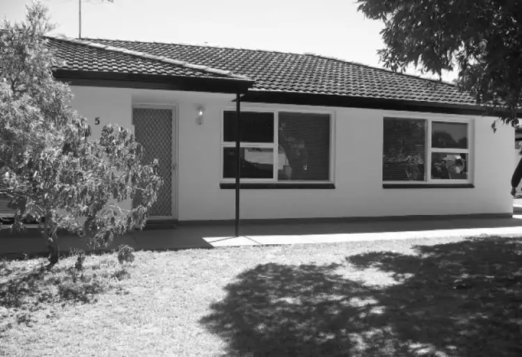 5 Casserley Way, Orelia WA 6167